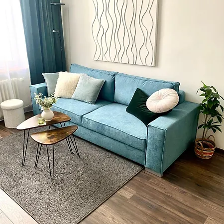 Appartement Dean - Next To Nivy Bus Station & Mall Bratislava