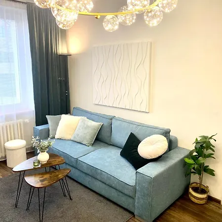 Dean - Next To Nivy Bus Station & Mall Appartement Bratislava
